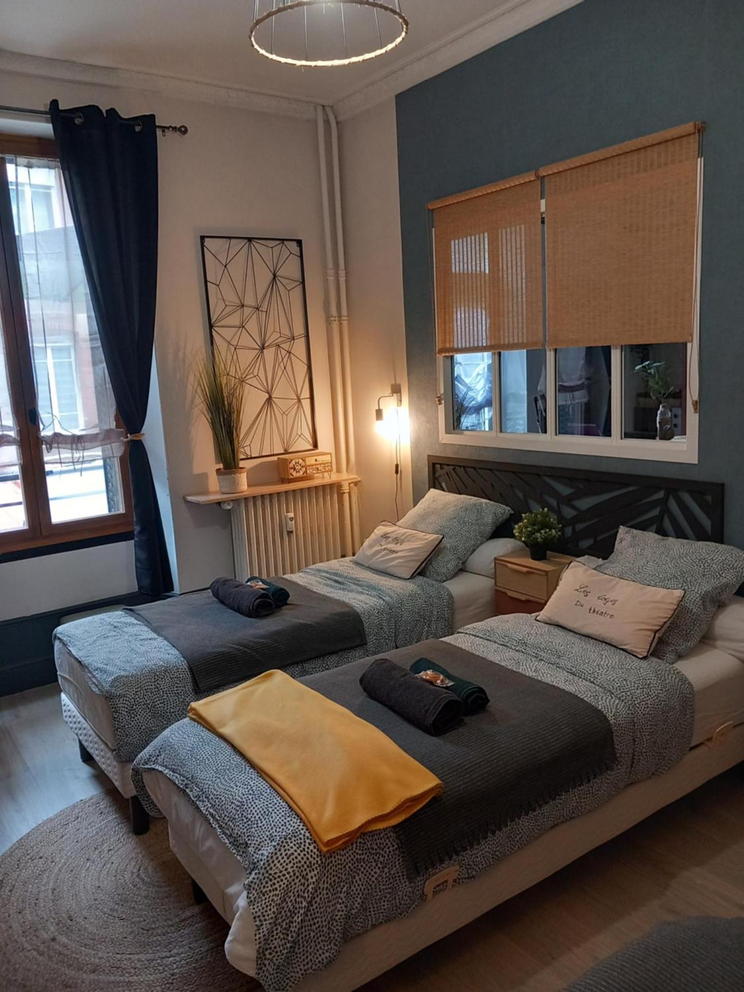 Les Loges Du Theatre Degustation Champagne Offerte Jacuzzi Sauna Jeux Velos Maison Prive 150M2 Historique 14Pers Max Emplacement Exceptionnel Et Chic, 200M De L'Avenue De Champagne, Gare, Musee, Jardins, Restaurations, Toutes Commodites Epernay Bagian luar foto