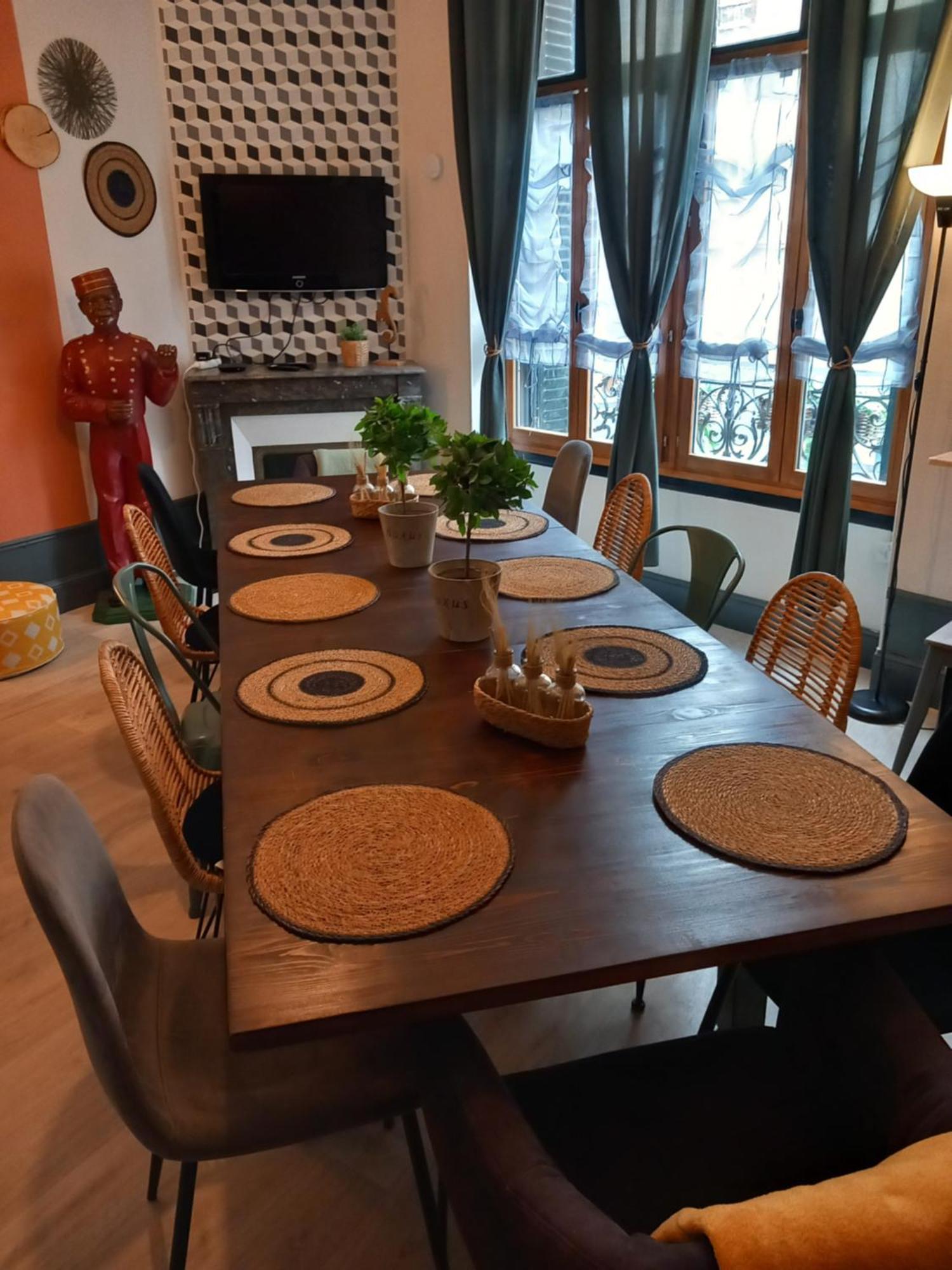 Les Loges Du Theatre Degustation Champagne Offerte Jacuzzi Sauna Jeux Velos Maison Prive 150M2 Historique 14Pers Max Emplacement Exceptionnel Et Chic, 200M De L'Avenue De Champagne, Gare, Musee, Jardins, Restaurations, Toutes Commodites Epernay Bagian luar foto