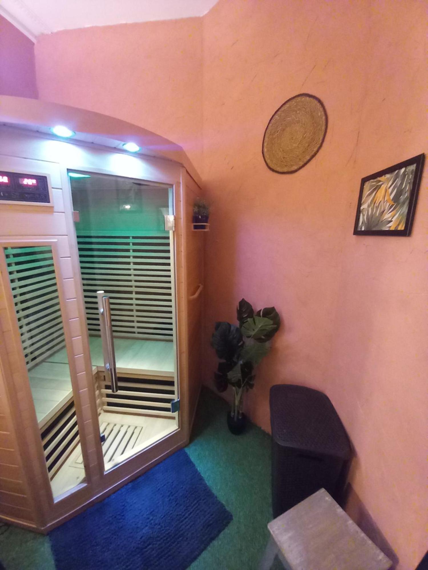 Les Loges Du Theatre Degustation Champagne Offerte Jacuzzi Sauna Jeux Velos Maison Prive 150M2 Historique 14Pers Max Emplacement Exceptionnel Et Chic, 200M De L'Avenue De Champagne, Gare, Musee, Jardins, Restaurations, Toutes Commodites Epernay Bagian luar foto