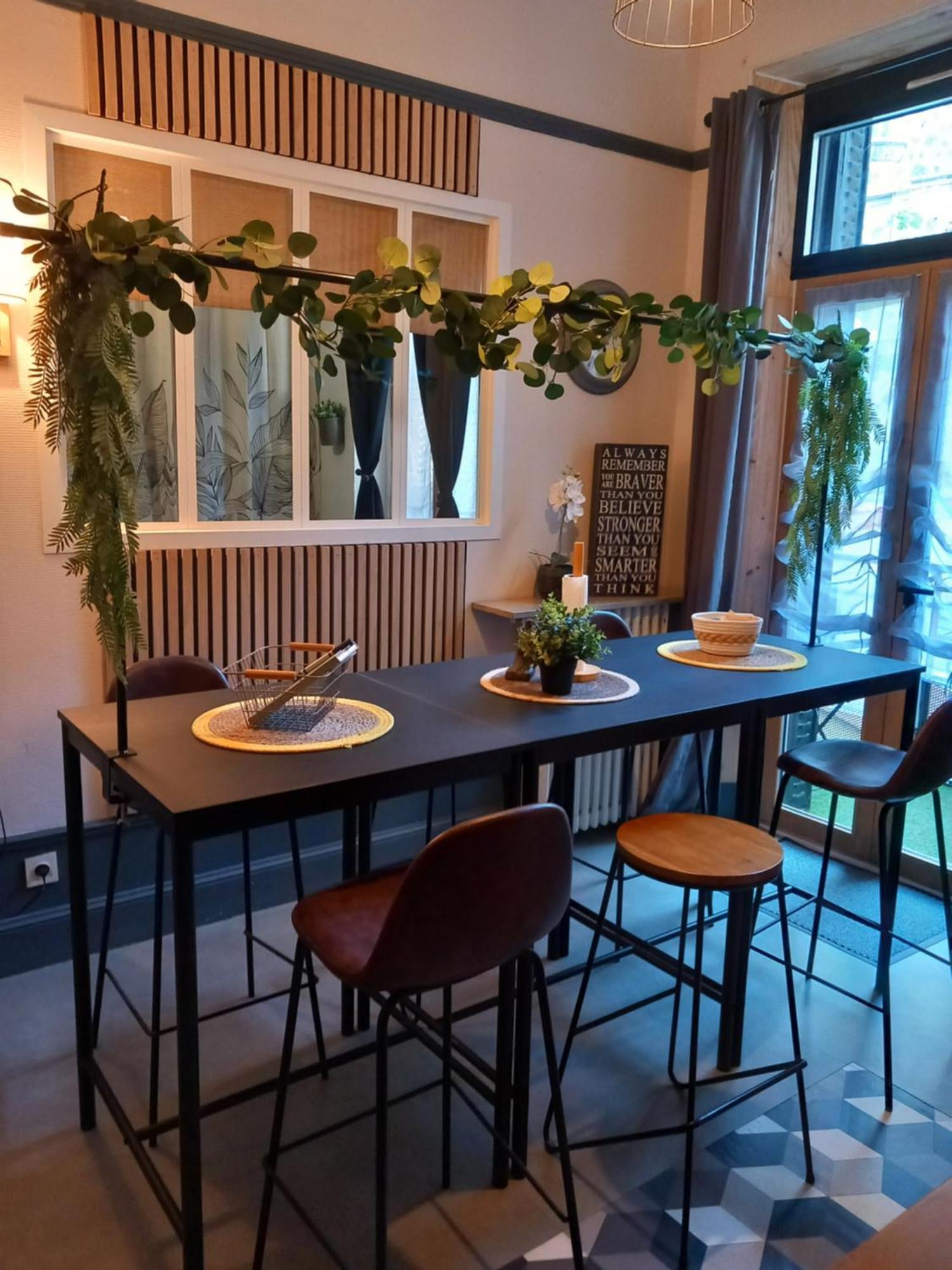 Les Loges Du Theatre Degustation Champagne Offerte Jacuzzi Sauna Jeux Velos Maison Prive 150M2 Historique 14Pers Max Emplacement Exceptionnel Et Chic, 200M De L'Avenue De Champagne, Gare, Musee, Jardins, Restaurations, Toutes Commodites Epernay Bagian luar foto